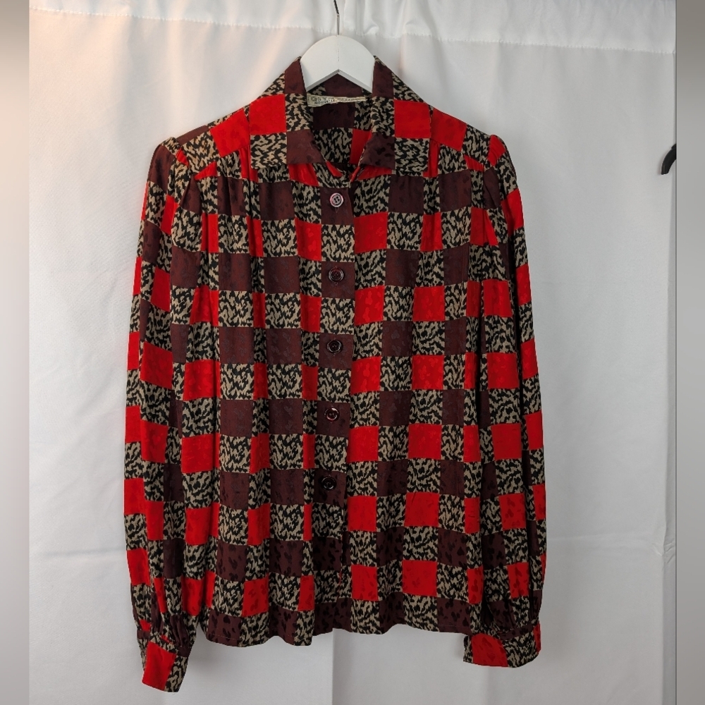 Givenchy vintage blouse size M(40) in VGUC